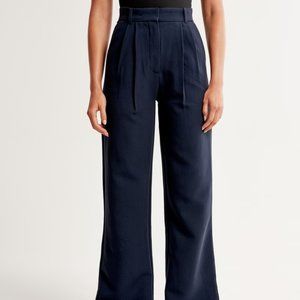 NWT Navy A&F Sloane Tailored Pant 27S